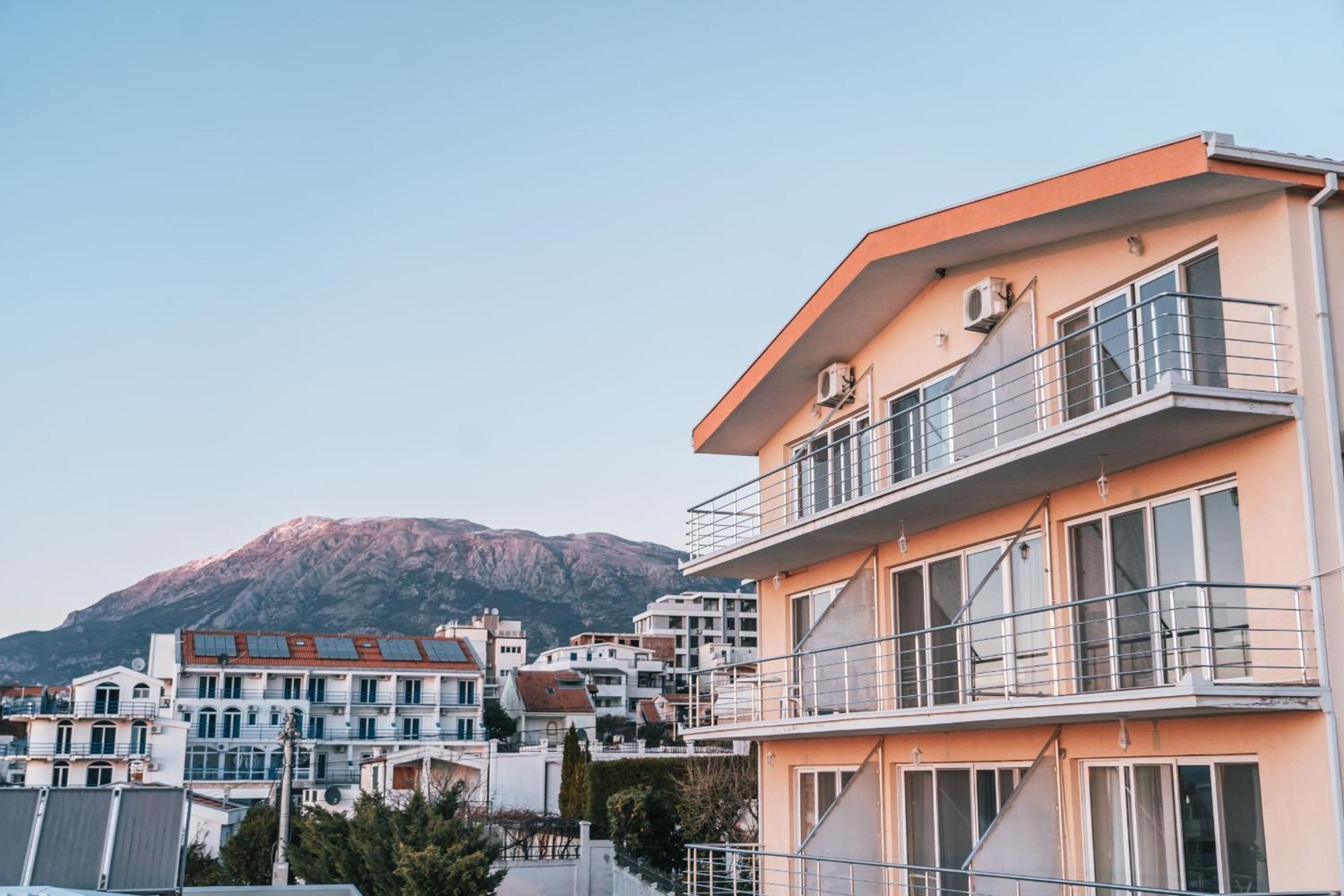 Fidel Apartments Kruče Eksteriør bilde