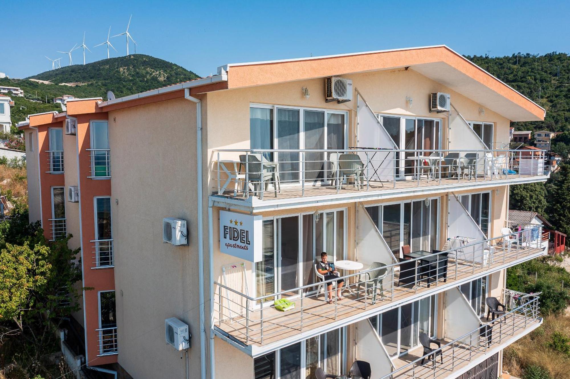 Fidel Apartments Kruče Eksteriør bilde